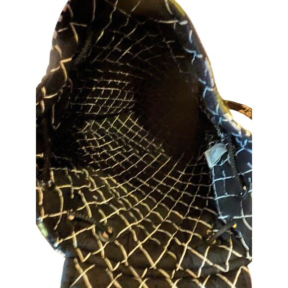 Vera BradleyVintage Black & White Floral Backpack Jasmine Drawstring VGC main image 4